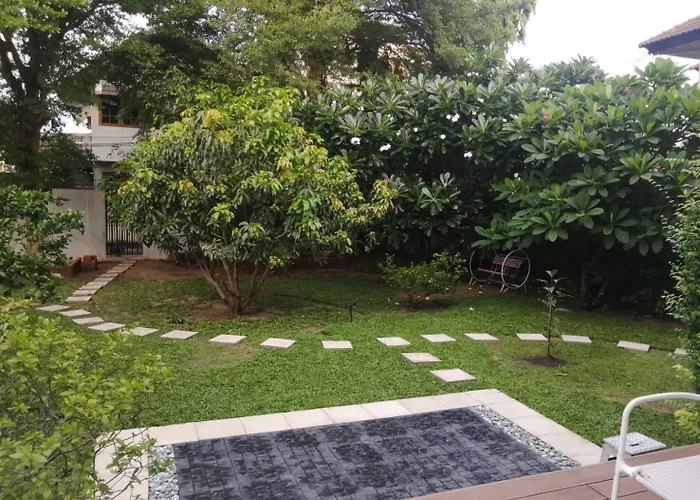 Ap House Bed & Breakfast Bangkok